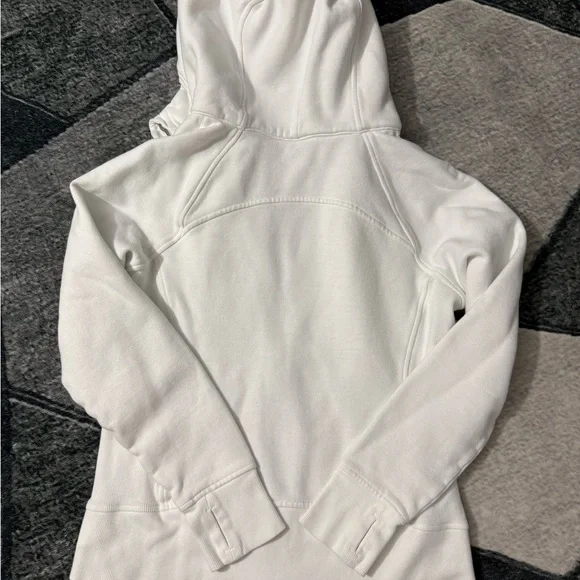 🤍 ❤️‍🔥Lululemon Athletica White Hoodie Sweater - Picture 2 of 12